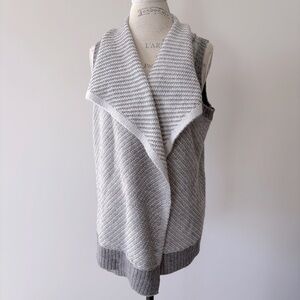 GAP Wool Blend Sleeveless Sweater Cardigan Draped Shawl